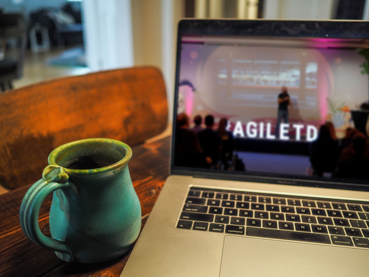 AgileTD Online – Session live-streamed on Laptop