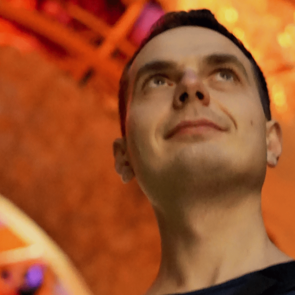 Bart Szulc
                            