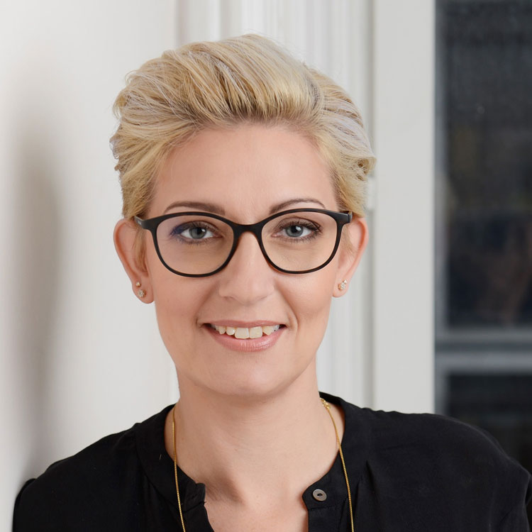 Nadja van Overeem Bengtsen
                            