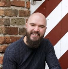 Patrick van Enkhuijzen
                            