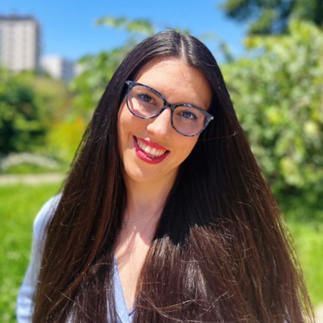 Paula Bassagañas
                            