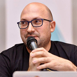Alexei Vinogradov
                            