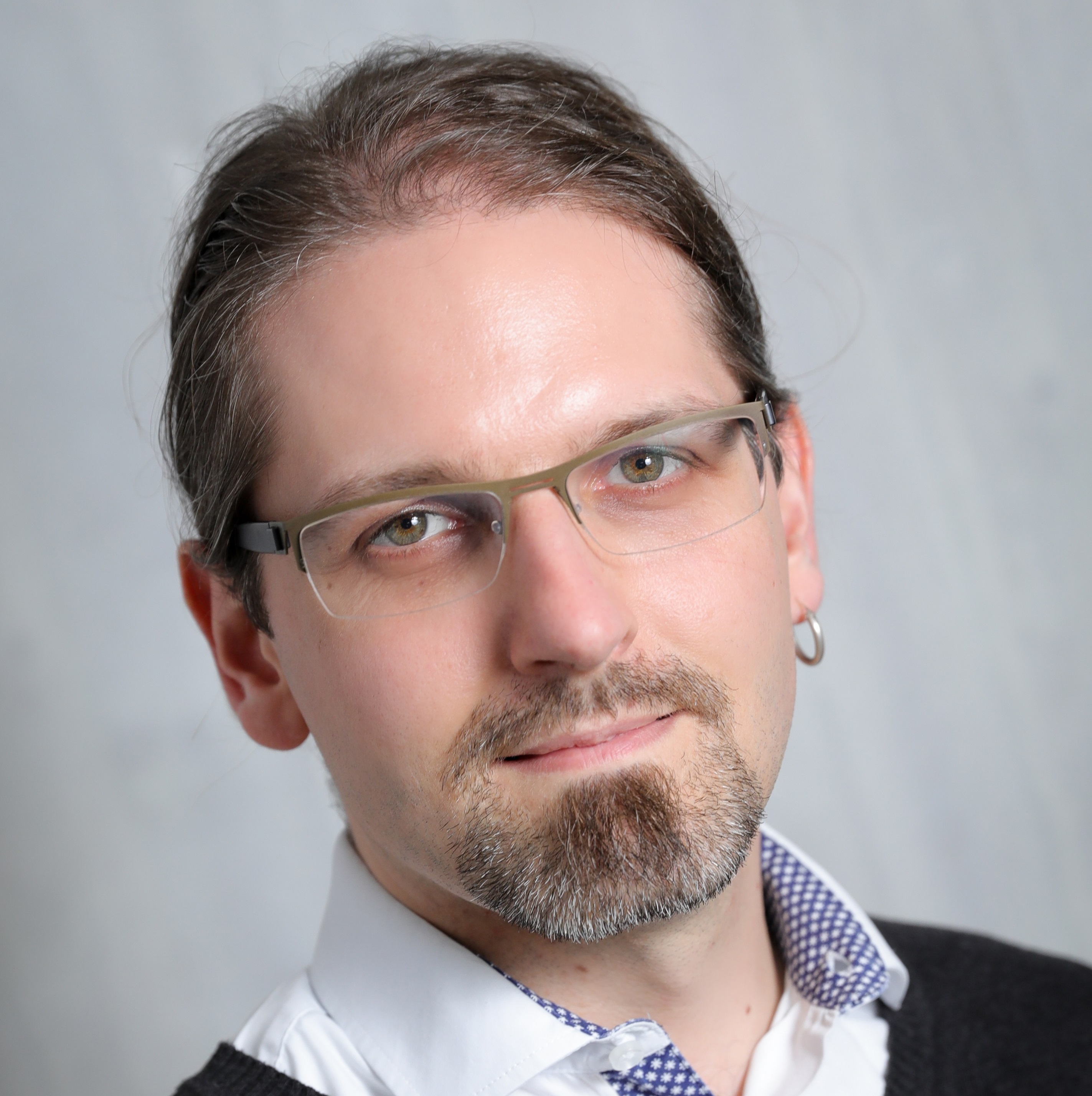 Raphael Branger
                            