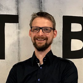 Tom Heintzberger
                            